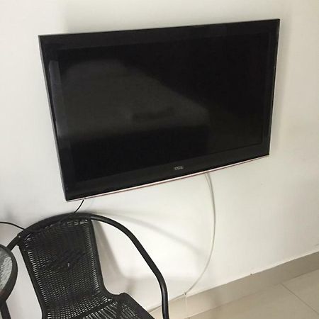 Escobar Guesthouse Jomtien Beach Buitenkant foto